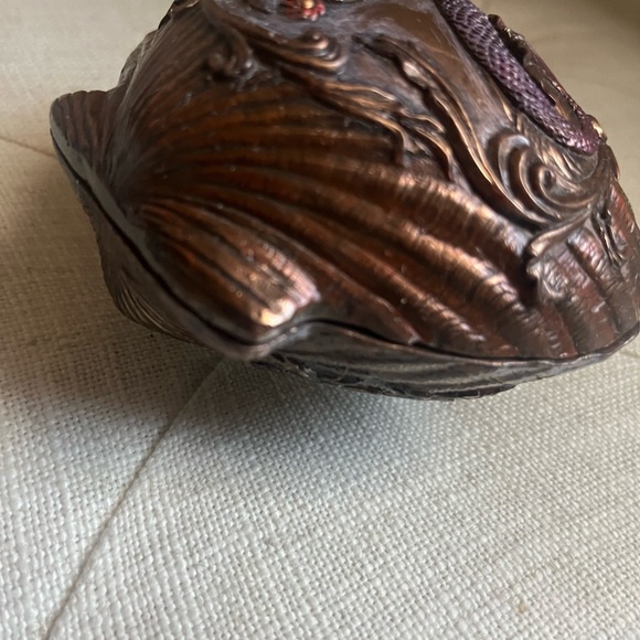 Vintage Mermaid Shell Trinket Box Cold Cast Resin Metallic Finiish - Picture 5 of 12